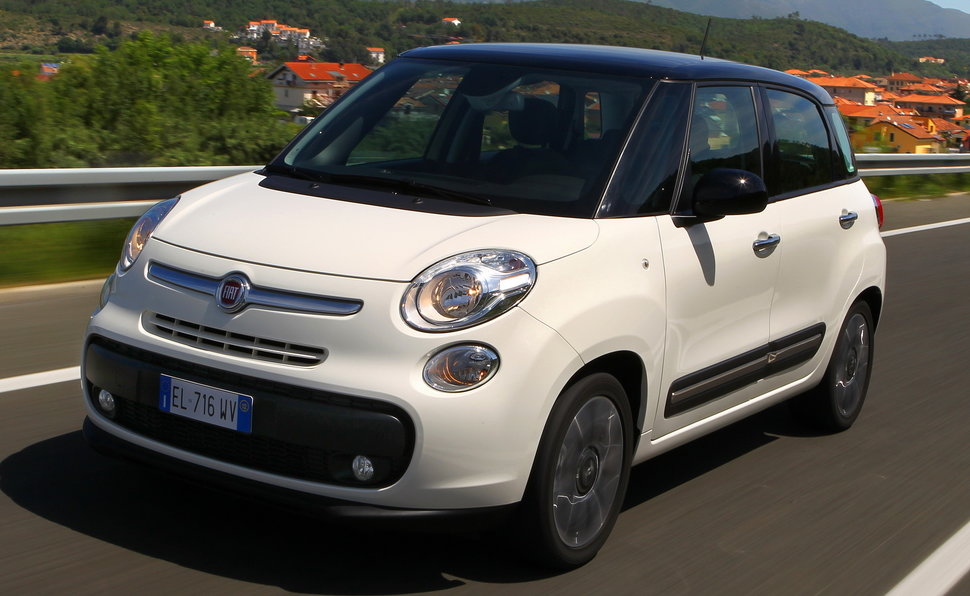 Fiat 500L — Vista laterale